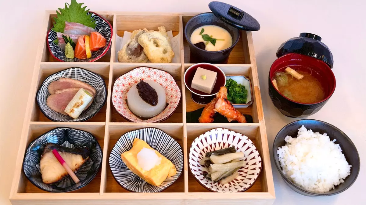 彩り御膳